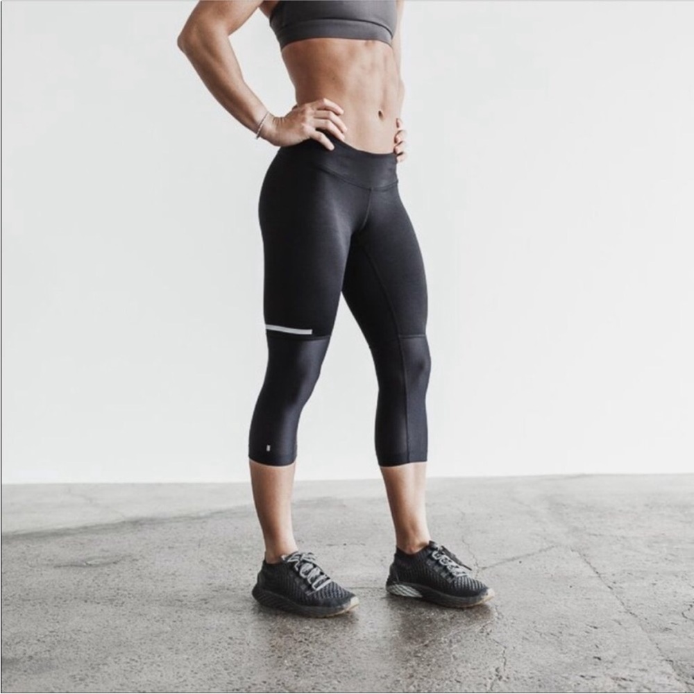 Nobull Pace Crop Leggings Black Mesh‎ Small